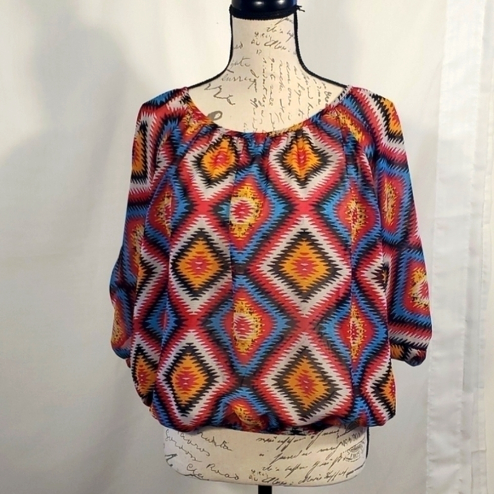 3/$15 Vintage Havana Est. 1954 Women's Round Neck Multicolor Blouse Size Small